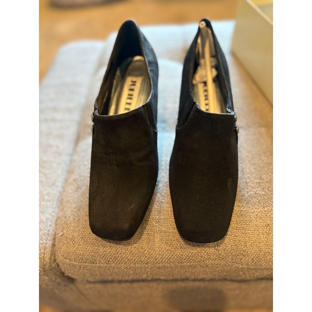 Jubilee "Side Detail" Square Toe Slip-On Pumps — Black